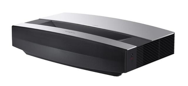 壁際に置けばテレビは不要。UHD 4K画質のレーザープロジェクター｢XGIMI AURA｣ 