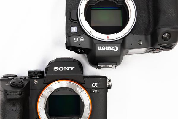 ソニーの「α7 IV」は、優れたオートフォーカス機能をもつ万能なミラーレスカメラだ：製品レビュー  