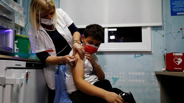Los episodios de vacunación están explotando, ahora es el turno de los niños