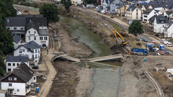 Después del desastre de la inundación en el norte: para muchos Rin