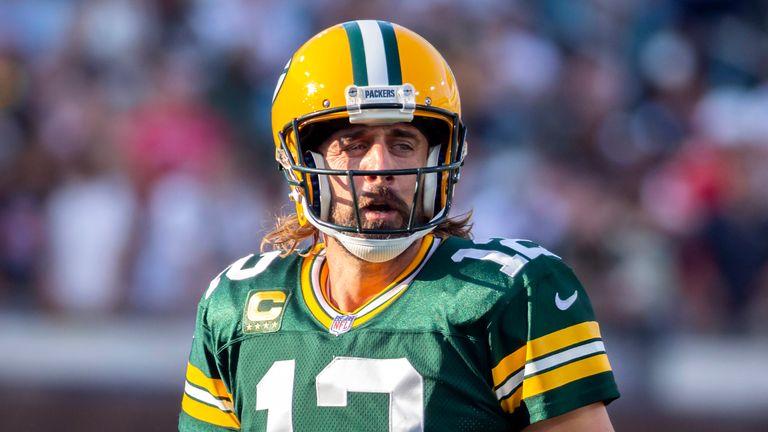 Packers' Aaron Rodgers reacts to being thumped by Saints in 