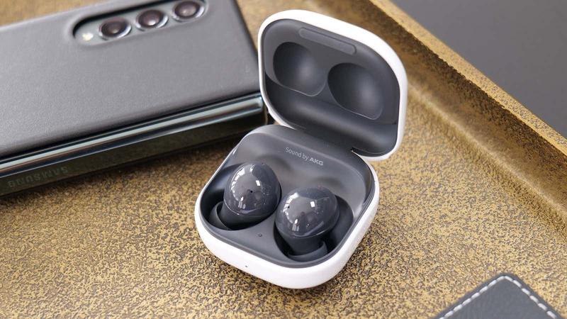 Galaxy Buds2はAirPods Proのライバルになりうるのか？