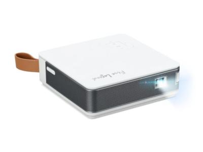 Because it is only 440g, it is convenient to carry without choosing a place!Aopen brand mobile projector "PV12" is released on July 21