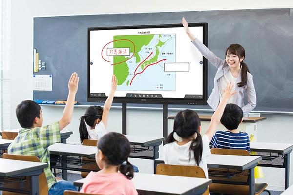 「RICOH Interactive Whiteboard A6500-Edu」を新発売 - SankeiBiz（サンケイビズ）：自分を磨く経済情報サイト 