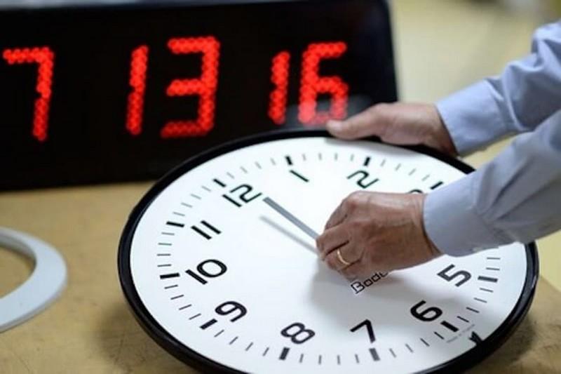 Press dock: Will the new Moroccan government back down from the "extra hour"?