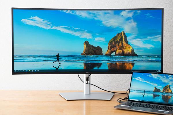 A large curved surface display that realizes more than 4K, "DELL Digital High-End Series U4021QW 40-inch Wide Surface USB-C Hub Monitor" will definitely make your work comfortable.