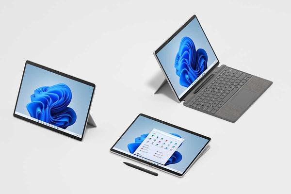 ノートPC、タブレットに変形　Microsoftの新Surface