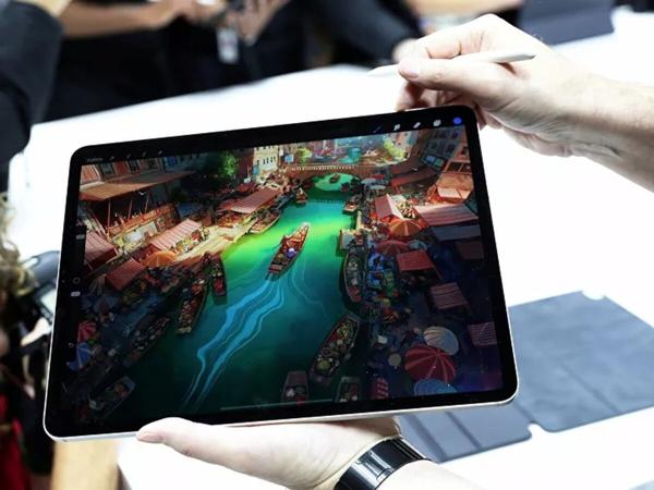 Apple develops iPad Pro with wireless charging