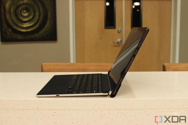 Brydge SP Plus review: Turning the Surface Pro 8 into a laptop 