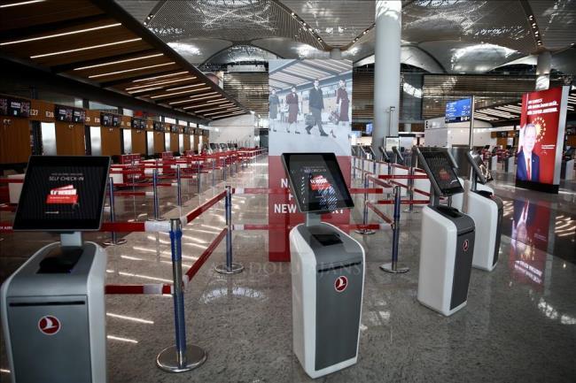 Important for Arabs| New information and applications about the airport New Istanbul | Turkish Magazine Turk Magazine Turkey News | Turkey Urgent | ></p><p>The statement of the UAE Ministry of Defense indicated that it is on standby and ready to deal with any threats, and that it is taking all necessary measures to protect the country from all attacks.</p><p>The new attack on the UAE comes a week after the Houthis launched an attack on Abu Dhabi last Monday, killing 3 people and wounding 6 others.</p><p>The coalition in Yemen announced Thursday the implementation of a large-scale military operation to paralyze the capabilities of the Houthis in a number of Yemeni governorates, after the group targeted sites in Abu Dhabi, including the airport.</p><p>In a new development, the Arab League condemned yesterday, Sunday, the 