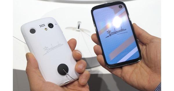 5Gスマホ「BALMUDA Phone」お披露目、発表会で寺尾社長が語ったこと