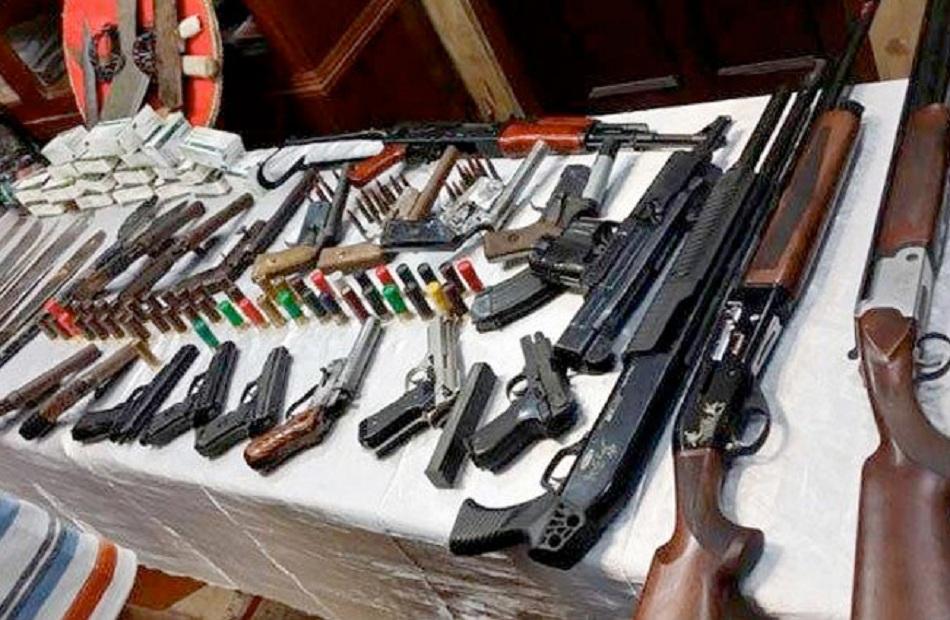 30 weapons seized without a license and 1301 court rulings were executed in a security campaign in Sohag