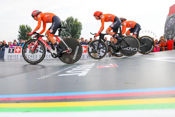 The Netherlands wins the first World Champion at the first Team TT Mix Relay