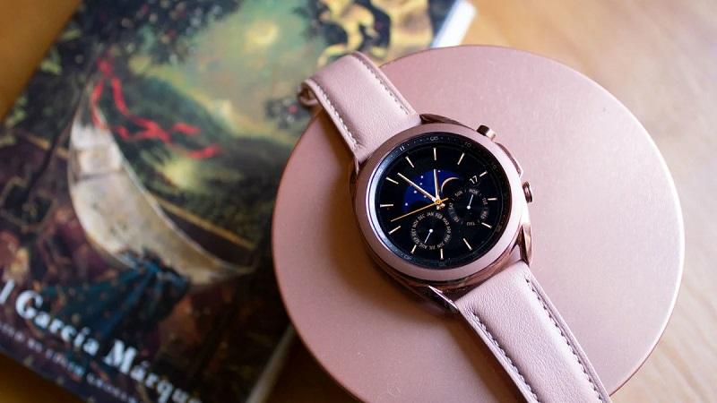 アップルウォッチに匹敵するスマートウォッチ：Galaxy Watch 3 