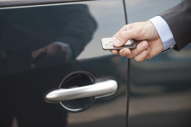 The risks of the car operating system without a key ... when abandoning modern technology becomes safer