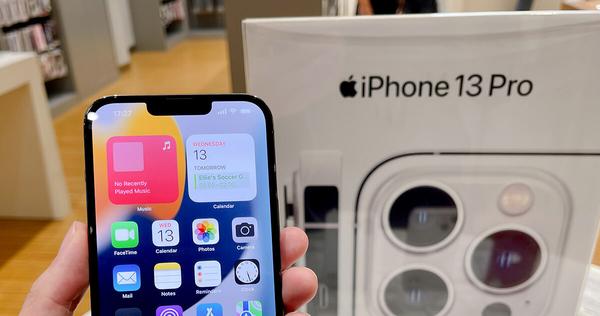 アップル、世界シェア首位奪還！「世界スマホ出荷台数ランキング」でサムスンを僅差で抑え戴冠 