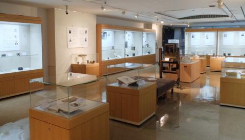 The special exhibition of the Japanese Camera Museum "Camera Great Den" opens