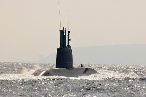 A value of 3.4 billion dollars... Israel expects An agreement with a German company to produce 3 advanced submarines.</p><p>The newspaper pointed out that the agreement provided for the delivery of the first submarine to the Navy, within 9 years.</p><p>For his part, Israeli Defense Minister Benny Gantz said that he is confident that the new submarines will develop the capabilities of the navy and contribute to security superiority in the region.</p><p>In a tweet, Gantz thanked the German government for its help in moving this deal forward, and for its support and commitment to Israel's security.</p><h3>Corruption Cases</h3><p>In turn, the German Ministry of Defense said that the deal was concluded, after it was frozen for years due to suspicions of corruption over the sale of these submarines to Tel Aviv.</p><p>The announcement comes a few days before a meeting of the Israeli cabinet, in which it is scheduled to discuss the formation of an investigation committee that will look into the process of deciding on previous purchases of hundreds of millions of dollars worth of submarines and missile boats from Germany from 2009 to 2016.</p><video><br></video><p>Last year, Israeli prosecutors charged several individuals, including a businessman, a former navy officer and a former government minister, with bribery, money laundering and tax evasion in connection with these purchases.</p><p>The Thyssen Group said that an internal investigation did not find any suspicion of corruption in its dealings with these deals, and the Israeli authorities did not take any action against this German company.</p><p>The Israeli Navy owns 5 German-made Dolphin submarines, and has already ordered a sixth of this type, which is in the process of being manufactured in Germany. The three Dakar submarines will replace 3 aging Dolphin-class submarines.</p></div>
                    </div>
                </article>
            </div>
            <!-- ENDS post list -->

            <!-- SIDEBAR -->
            <aside id=