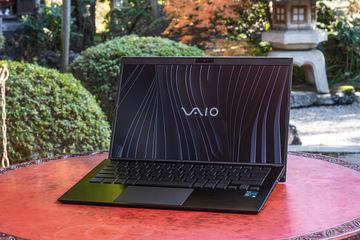 VAIO、プラグ脱落の恐れでACアダプタを無償回収。VAIO SX12/SX14が対象