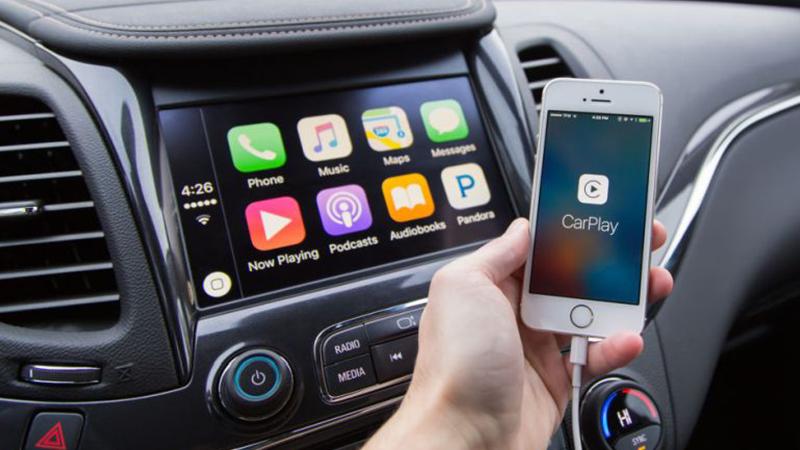 يعنى Apple CarPlay؟ وكيف تحول سيارتك إلى أيفون متحرك؟ اليوم السابع 