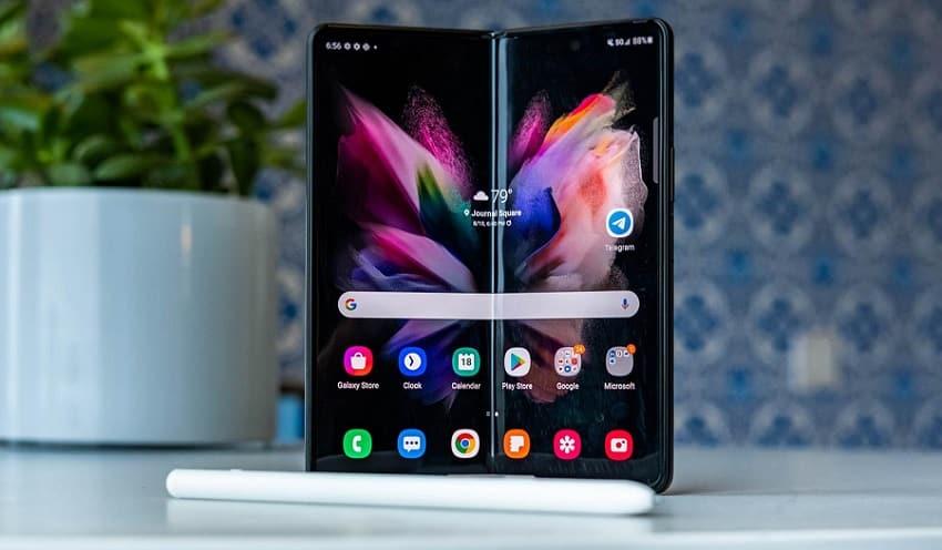 A comprehensive review of the Galaxy Z Fold 3 foldable phone