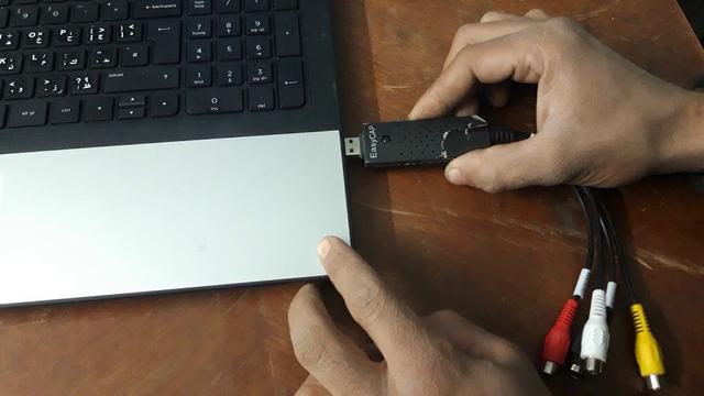 How to connect the richifer to the laptop