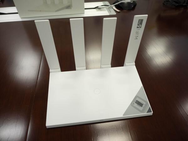 HUAWEI ファーウェイ、Wi-Fi 6対応で1万円以下の高コスパWi-Fiルーターを発売 