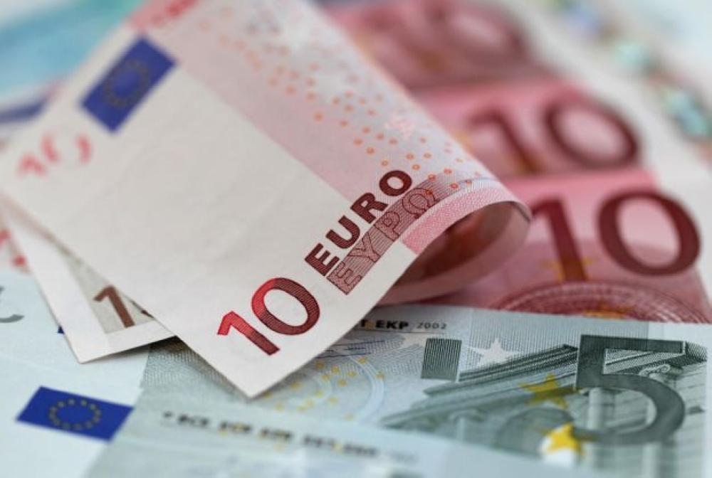 A French region offers an alternative currency for the euro, so what is the reason?