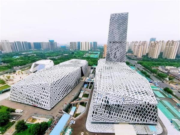 栄光の「第12回 中国醜悪建築」に選ばれた数々、審査した各界専門家も「ダメだこりゃ！」連発 