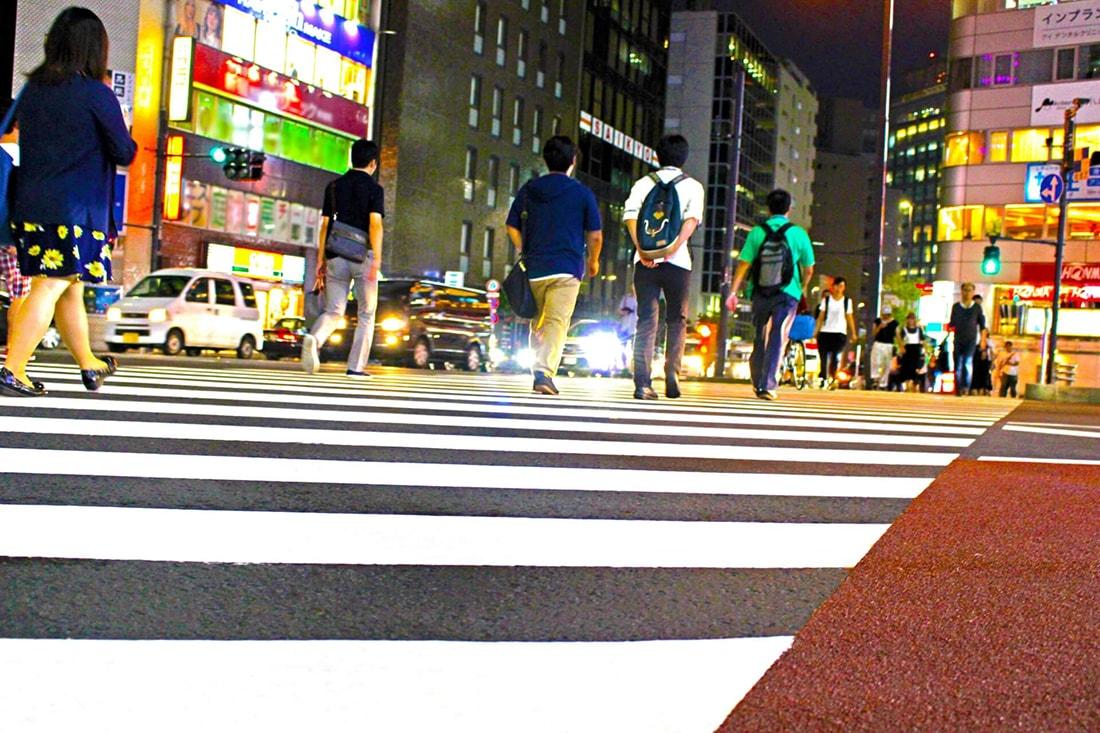 Is the jumping out of the news pedestrian caused by the Japanese "impatient"?Why do people have reckless crossing?