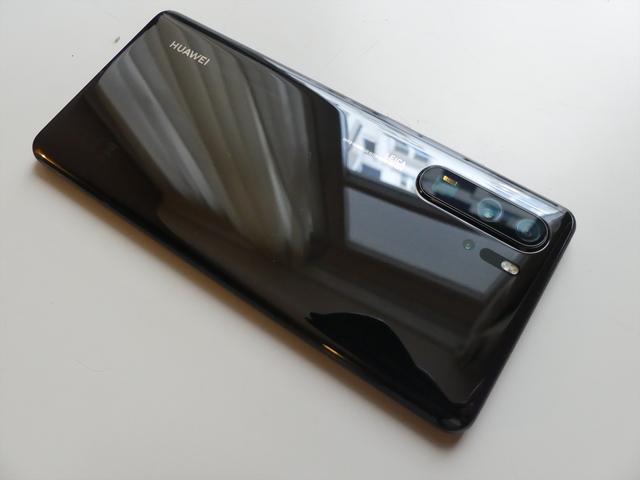 「HUAWEI P30 Pro」は感度が良すぎ？　WBがちょっとおかしい？