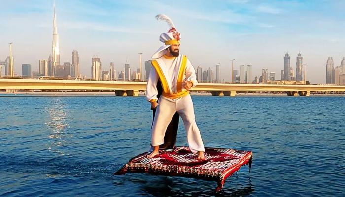 "The Magic Satisfaction" appears in the streets of Dubai .. Watch Aladdin's journey