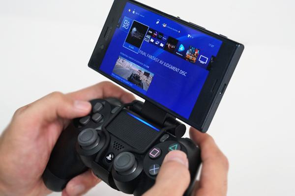 Let's make full use of "DualShock 4" compatible with Xperia: Xperia peripherals