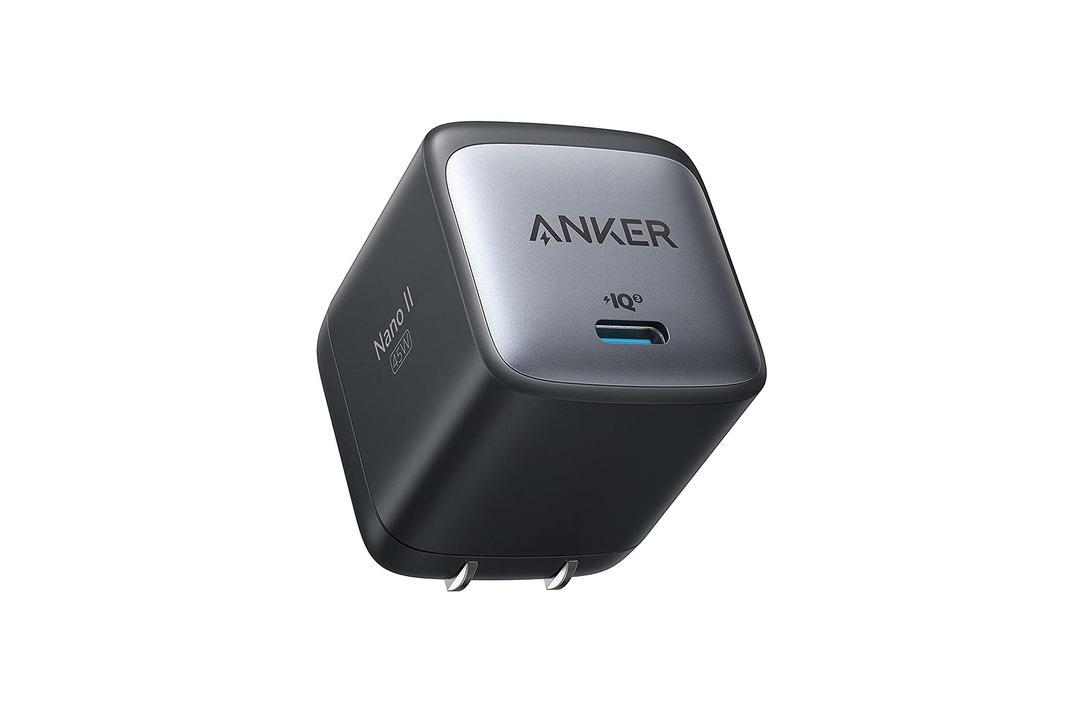 
   一つ持ち歩くならこれ！次世代充電器「Anker Nano II 45W」はもう買った？【Amazonブラックフライデー】