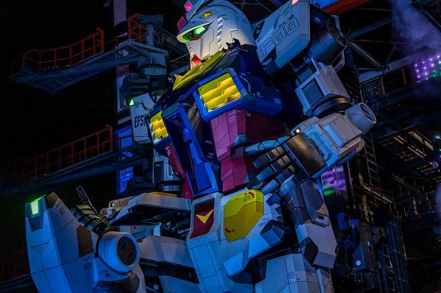 
 動く18mの実物大ガンダムを撮りまくってきた、開催は来年3月31日に延長。 