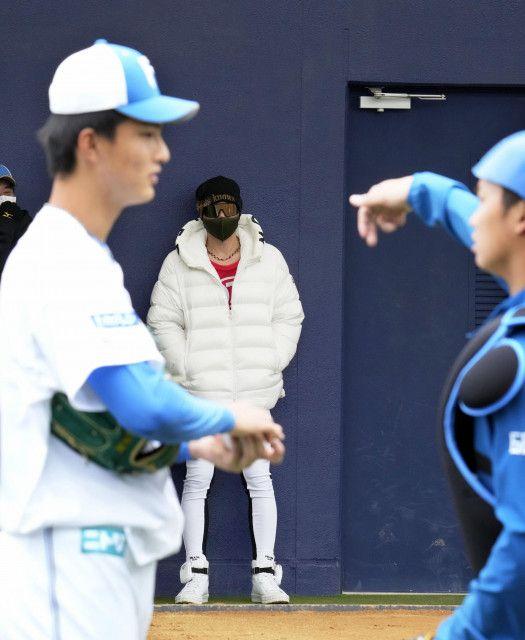 ニュース ホームの冷めた空気を一掃　マジョルカ久保、劇的決勝OG誘発が縮めたピッチとスタンドの“心の距離” 