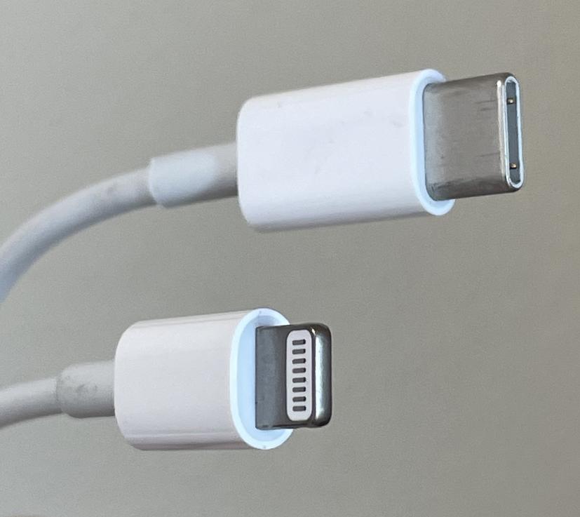 EU、スマホの充電端子をUSB Type-Cに統一する法案--「iPhone」にも影響 