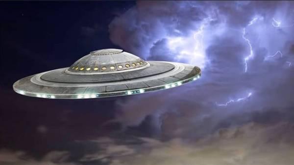 The Pentagon admits to seeing UFOs