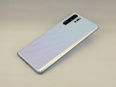 Leicaクアッドカメラで史上最強モデルを狙う「HUAWEI P30 Pro」 