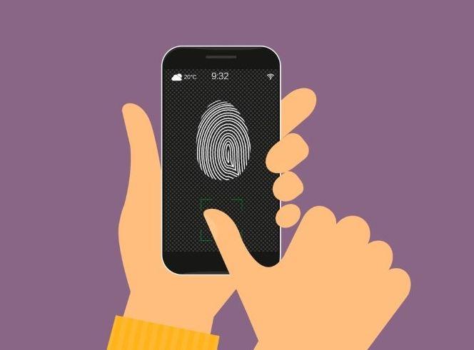 Este experts answer: Oh more secure..The phone lock with the fingerprint, the face or the stereotype? 