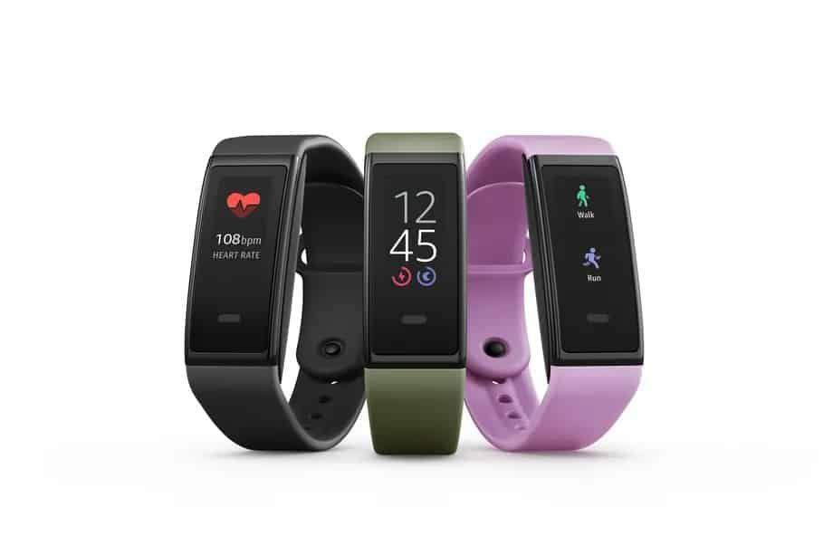 الاختلاف بين سوار أمازون الصحي و Fitbit Charge 5 