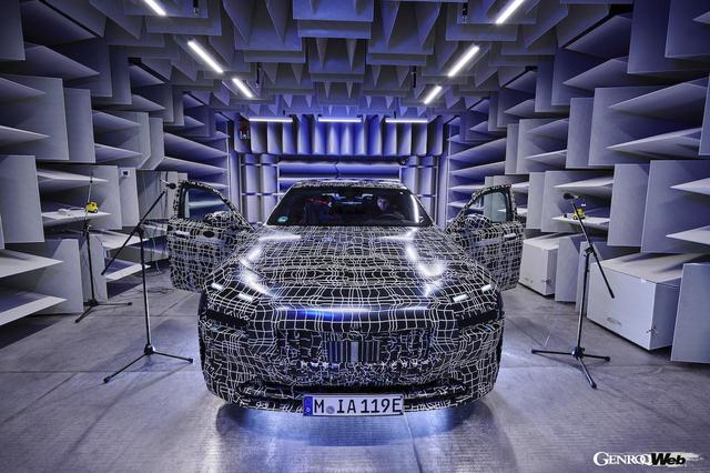 BMW i7は「究極の静音性能」を目指す。EV特有のノイズを解消する方法とは？