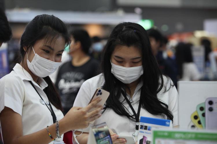 Thailand tops 5G smartphone market 