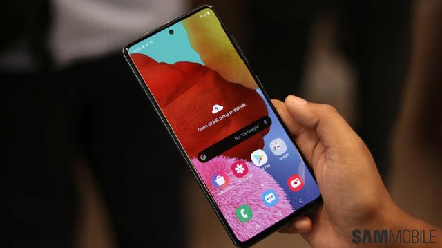 Some Samsung Galaxy A and M-series Users are Now Reporting about Mysterious Auto Restart Issue 