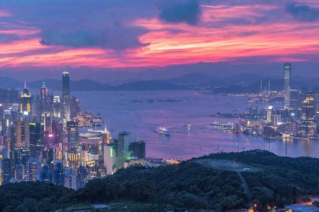How You Can Start Trading Hong Kong Stocks On The SGX 