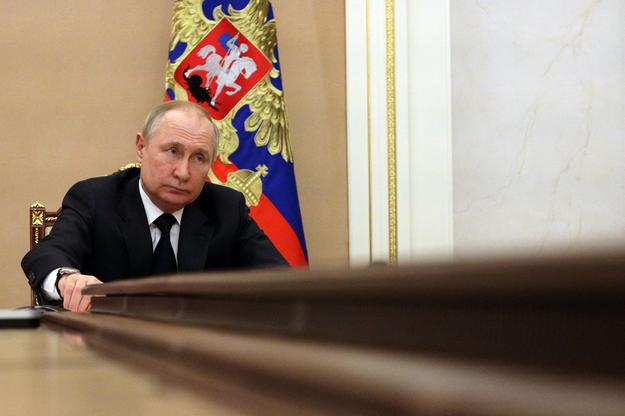 Putin’s Getting Sanctioned, but Russia’s Getting Canceled 
