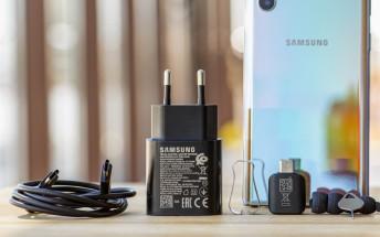 Samsung is bringing a new 45W charger for the Galaxy S22 Ultra 