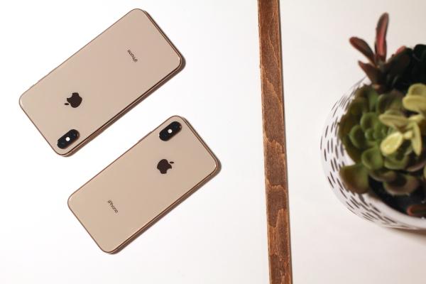Apple iPhone XS review: two steps forward, one step back 