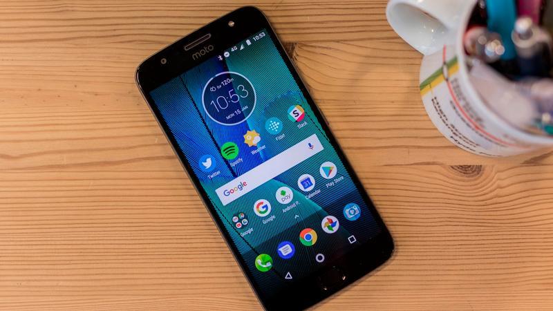 Motorola Moto G5S Plus review: bigger and better, but at a cost 