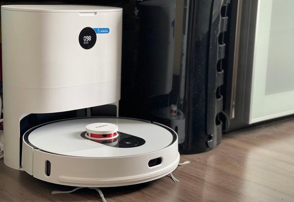ROIDMI Eve Plus robot vacuum review: highly-effective without breaking the bank 